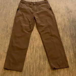 Chinos
